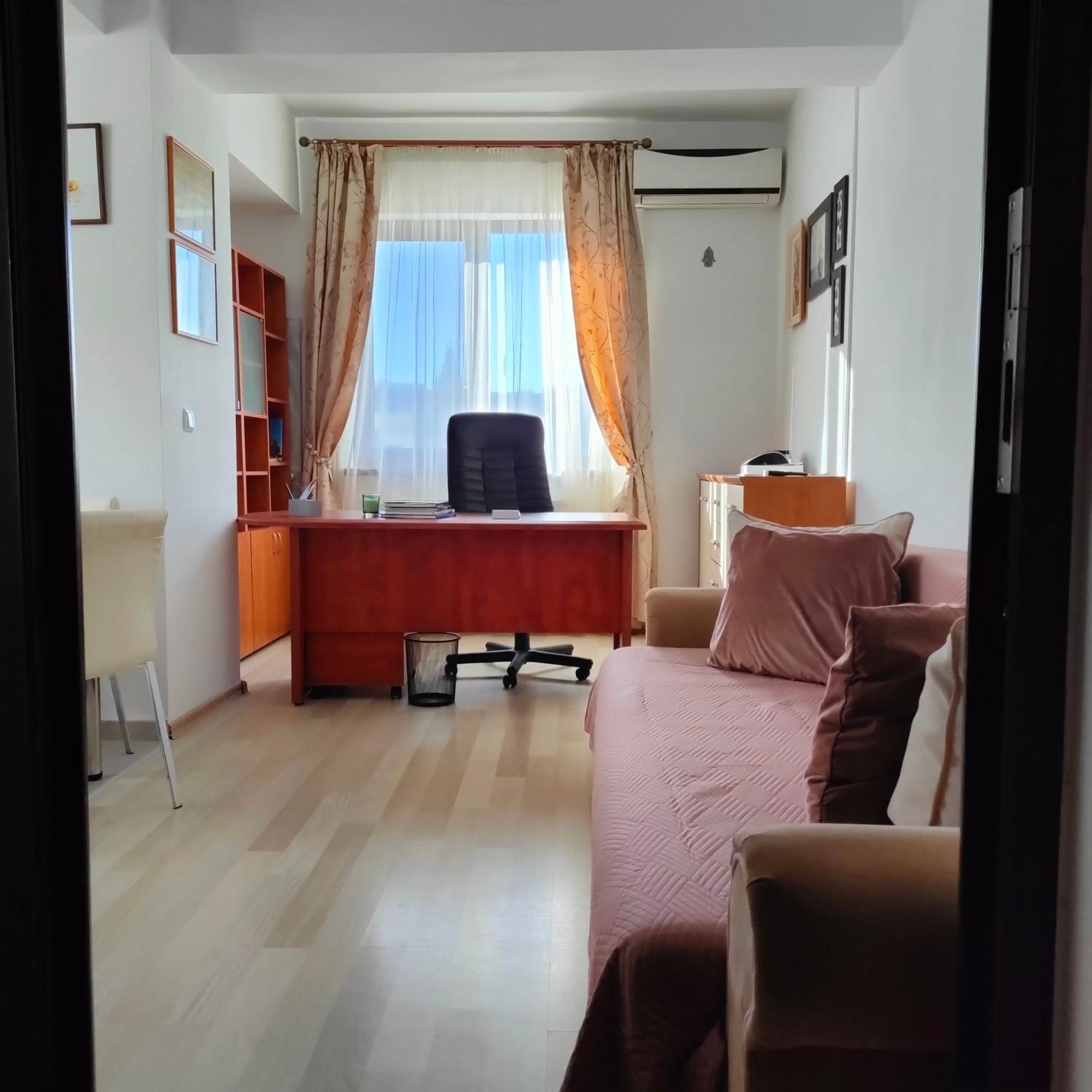 Central Apartament Iasi *